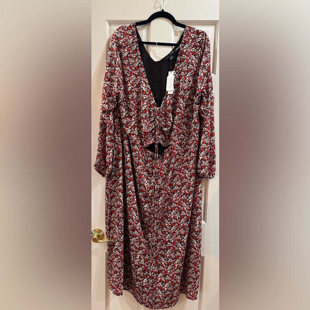 NWT Sanctuary Floral Print Chiffon V-neck Front Cut-Out Midi Dress 22W
